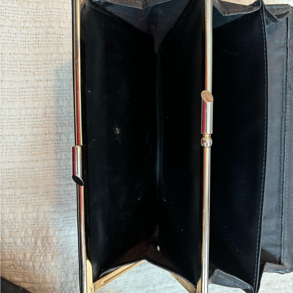 CHANEL Black Quilted Calfskin Long Wallet with Embossed CC - Picture 5 of 8